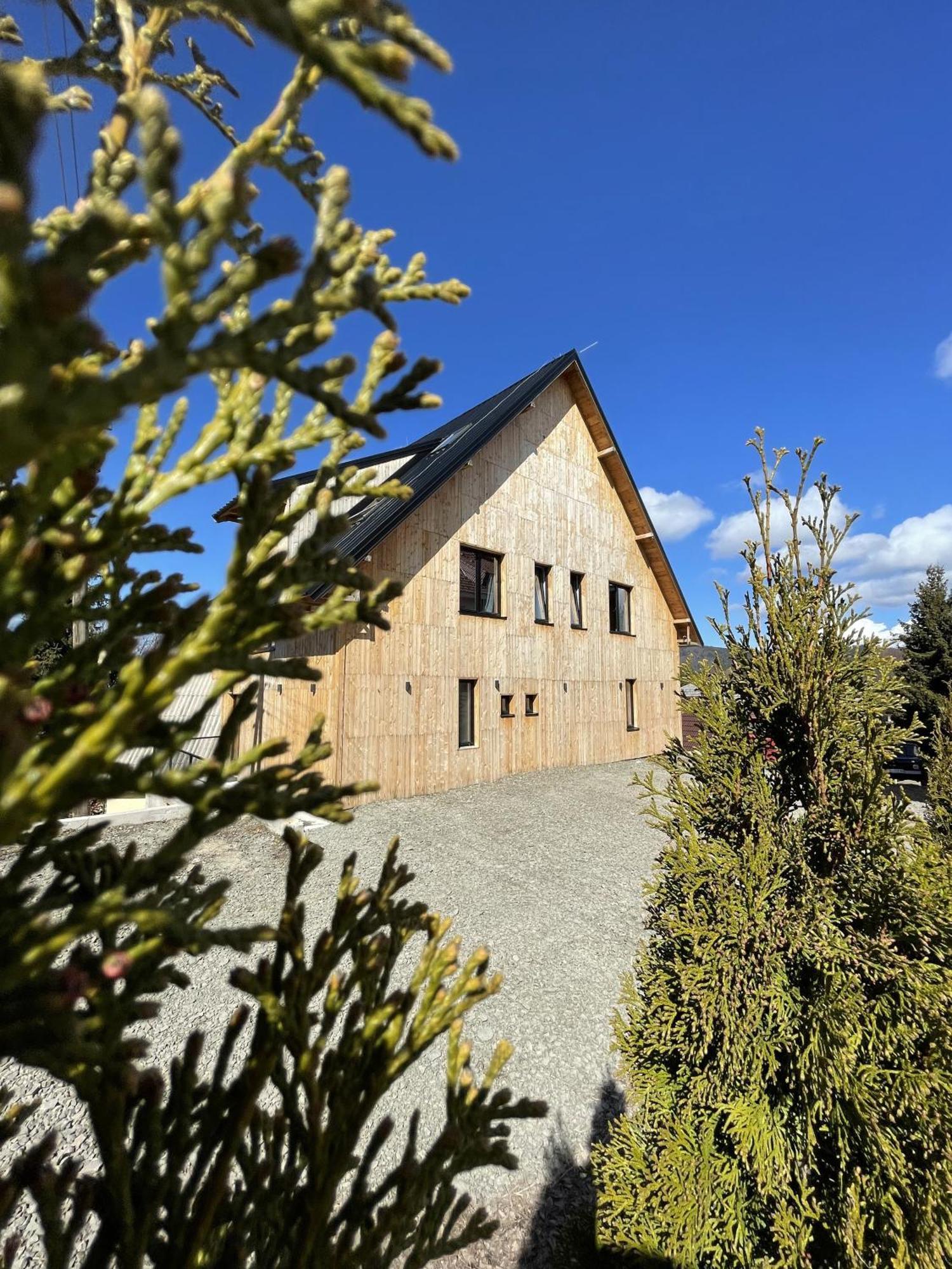 Montana Hotel Lisina Exterior photo